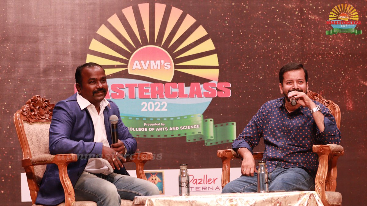 avmmasterclass's tweet photo. DAY 3:
//On-Stage Stories//
Mr. Kaushik recounts his journey from drama to OTT platform. He described the difference in the content and changes in people's taste with these platforms. He explained the nuances of making an OTT series successful.
#avmmasterclass https://t.co/BNOndQDzXH