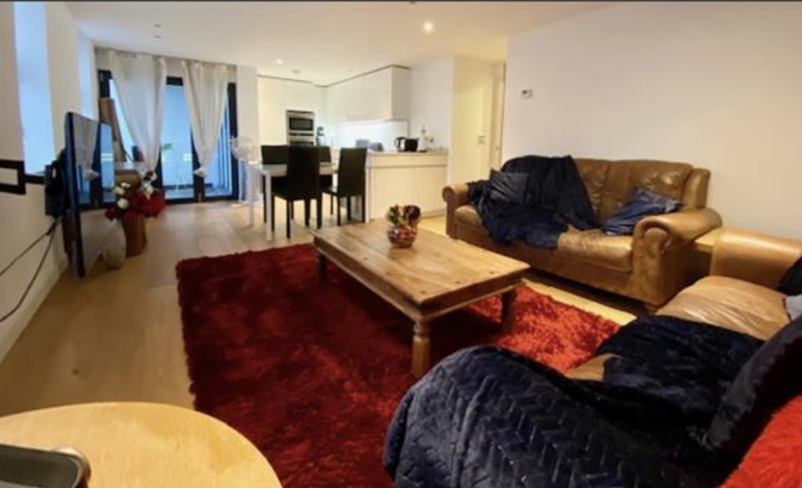 KhalilInfo's tweet photo. Premium 2 bed fully furnished apartment.  2 large bedrooms, 1 en-suite bathroom, 1 bathroom, huge open plan living room and kitchen. Balcony with views over Palmeira Sq #Hove.

£2,500 p/m +£300 for Gas, electricity, water, internet and council tax. Available 19th April. https://t.co/v3dOeaPBvd