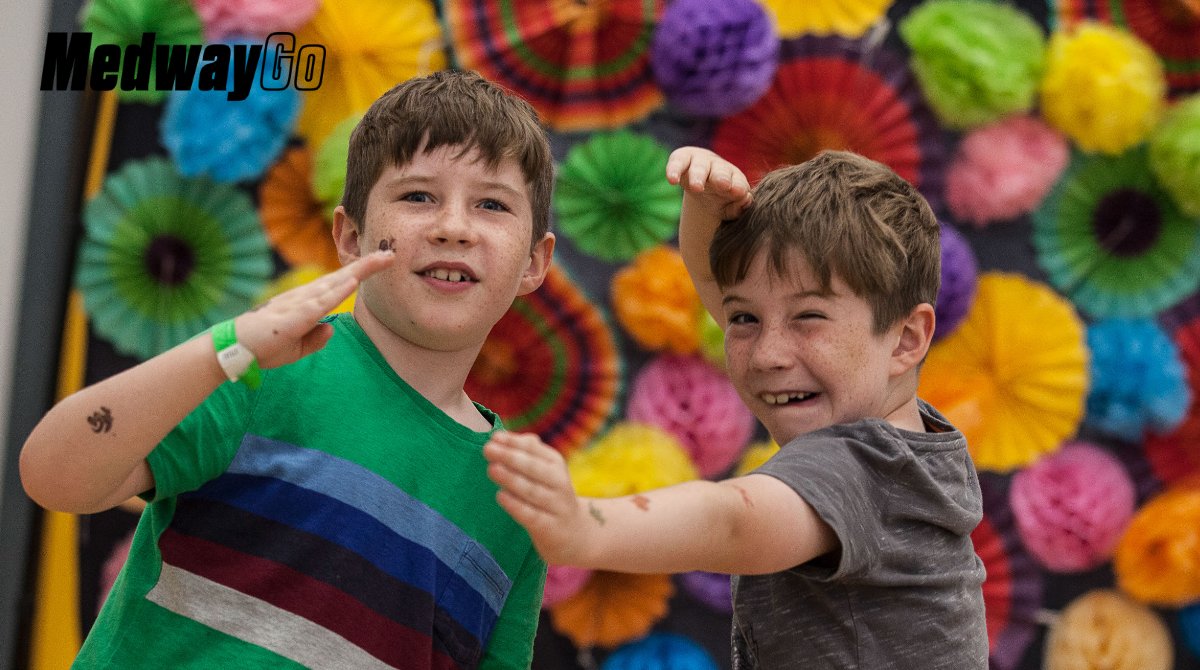 Last chance to book Theatre Fun Days with #MedwayGo. From tomorrow, <a href="/Theatre31_/">Theatre31</a> will run 3 days of holiday workshops for ages 8+ who receive free school meals. #HAF2022

🎭 Tuesday: Acting
🕺 Wednesday: Dance
🤹‍♀️ Thursday: Circus

Free including lunch! 
👉 ow.ly/UZGo50Iw2aX