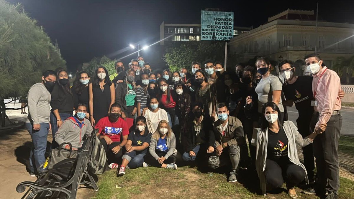 BrunoRguezP's tweet photo. Con la alegría, la determinación y el empuje de los jóvenes cubanos, en este nuevo aniversario de la UJC y la OPJM #VamosConTodo haciendo Revolución.

Un feliz día a todos, en especial a los de @UjcMinrex, @IsriUjc, @CubaEsti y @CIPICuba, que enorgullecen a nuestra diplomacia🇨🇺. https://t.co/e3Th61eUfu