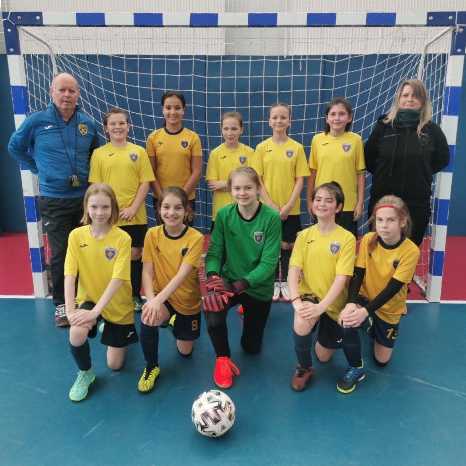 strogino_school's tweet photo. Две команды #ЖФКСтрогино стали чемпионами Зимнего Первенства Москвы. Подопечные Елены Кастыкиной и Валерия Олейникова стали сильнейшими среди девочек 2009 и 2011 годов рождения https://t.co/Wgvh1No8Wb