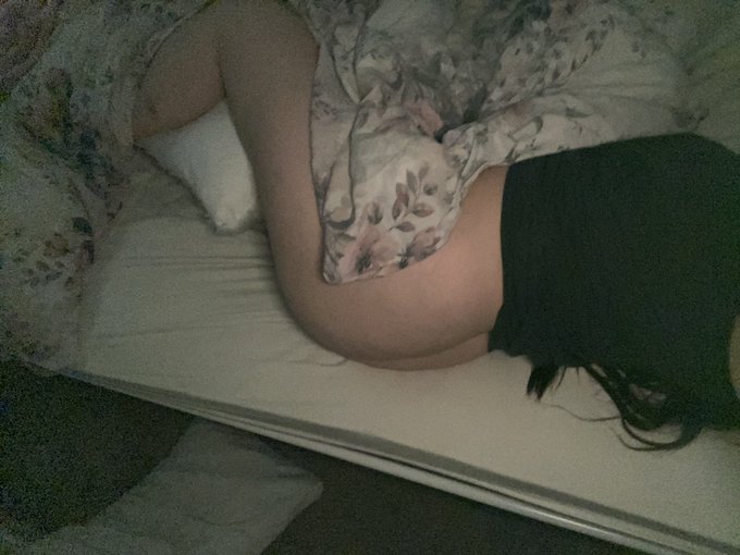 Happy #bumday https://t.co/tYVpExIFdU<a href="/tag/bumday"class="tags">#bumday</a>