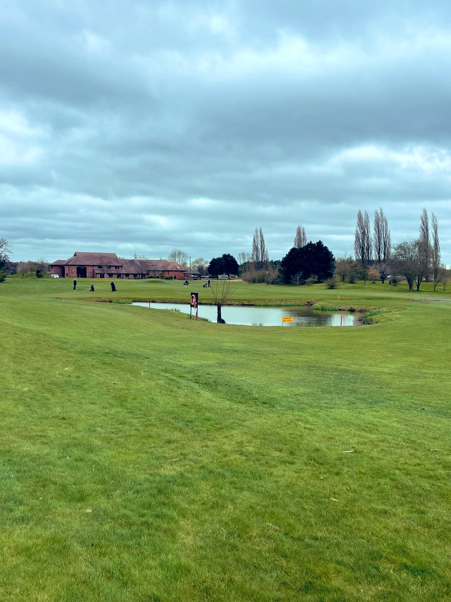 Coming together nicely. You got a fountain for this <a href="/petenewton29/">Peter Newton MG</a>