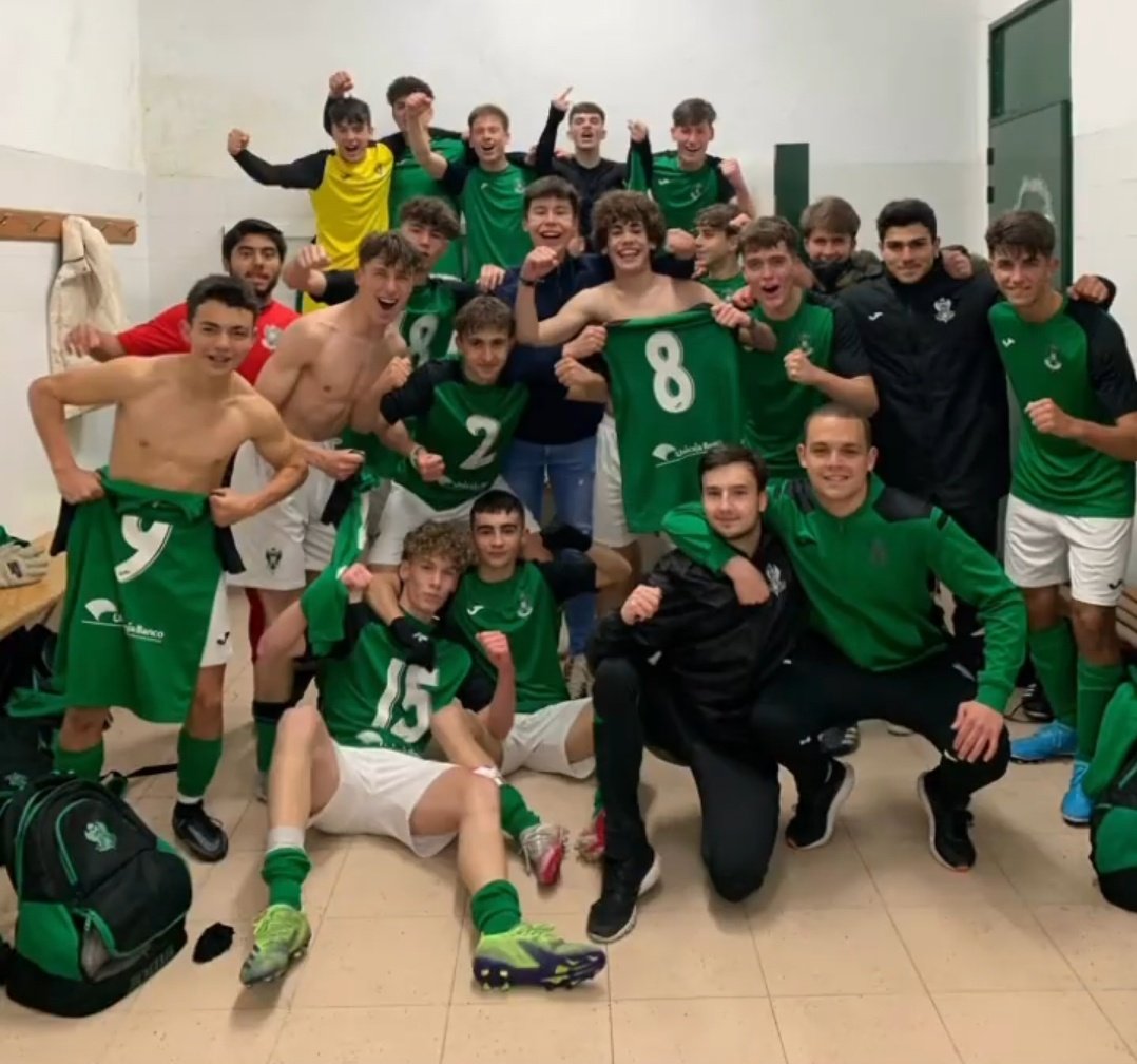 ToledoXelFutbol's tweet photo. JUVENIL C
Victoria 3-1 con goles de #IvanGarcia, #AlonsoSalinero y #HugoPrieto frente al Santa Cruz
Objetivo: El 2°Puesto, con opción de ser campeón Juvenil Provincial que lo ocupa el Alameda B con 7 Puntos de ventaja ha falta de 5 Jornadas. https://t.co/c5GCxk57Fd