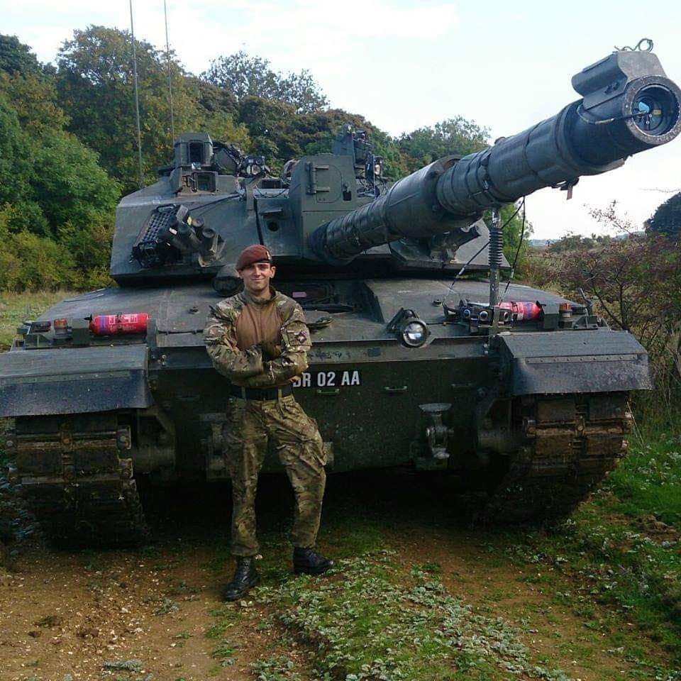 Happy 83rd birthday to the Royal Armoured Corps. 

Honoured to have been apart of such a Corps. (and thank you for all the memories) 

@RoyalArmdCorps #HappyBirthday #RoyalArmouredCorps