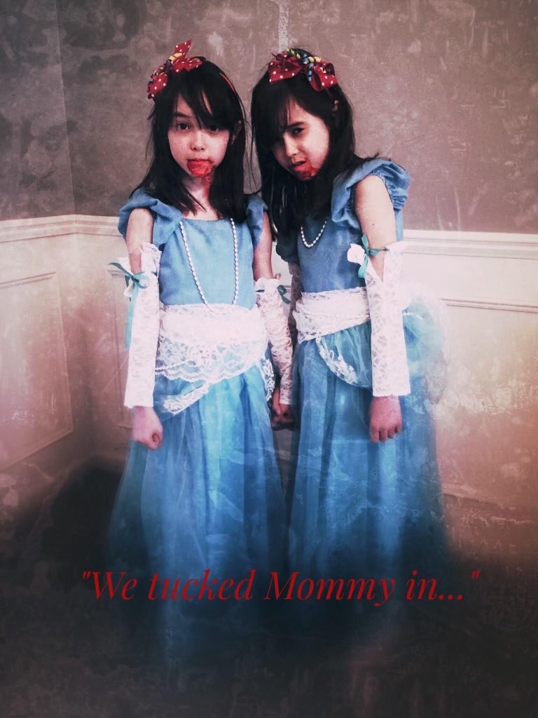 TwinsEstate's tweet photo. Our first MTG cosplay from six years ago! https://t.co/htcA24KhBi