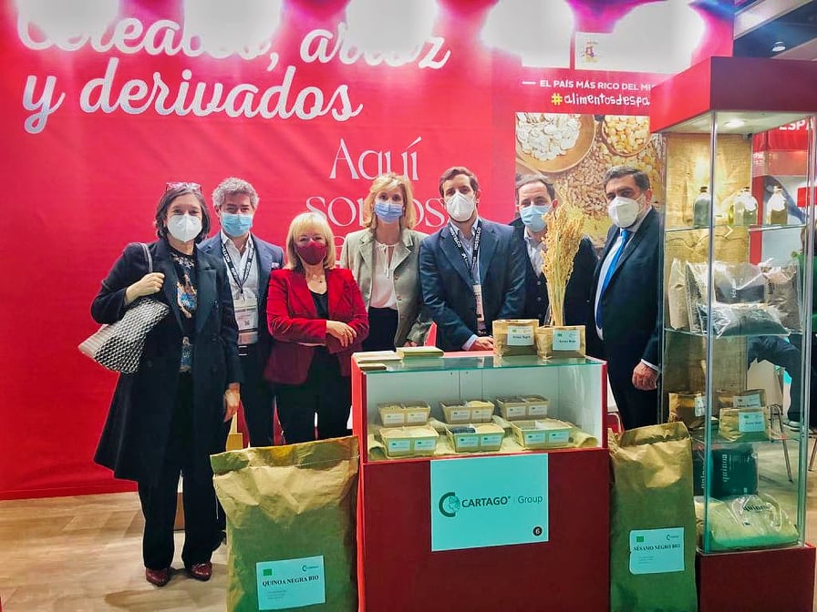 CaemMadrid's tweet photo. 🔝Arranca #Alimentaria2022 y no nos lo podíamos perder. Los alimentos de Madrid tienen representación y los ecológicos también. #EcoLover, ¡ven a conocernos!
¿Dónde?:
- @Fira_Barcelona
- Pabellón 5 “Organic food”
@Alimentacion_es #ElPaísMásRicoDelMundo @MadridCalidad @aseacam https://t.co/LXeJft3ovD