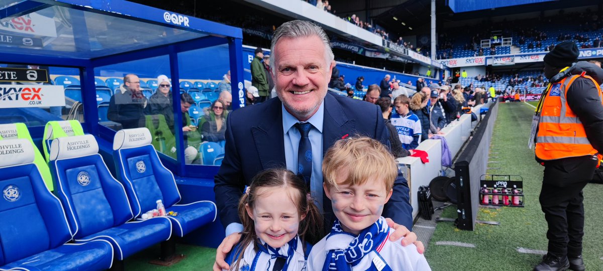 What an experience <a href="/QPR/">QPR FC</a> on Saturday, result aside! Joseph(superb)emailed last week and as part of a first time fan experience the kids were invited into the dugouts, were given gifts, got a photo taken and watched the warm up. Some job the club are doing, an amazing day 💙🤍#QPR