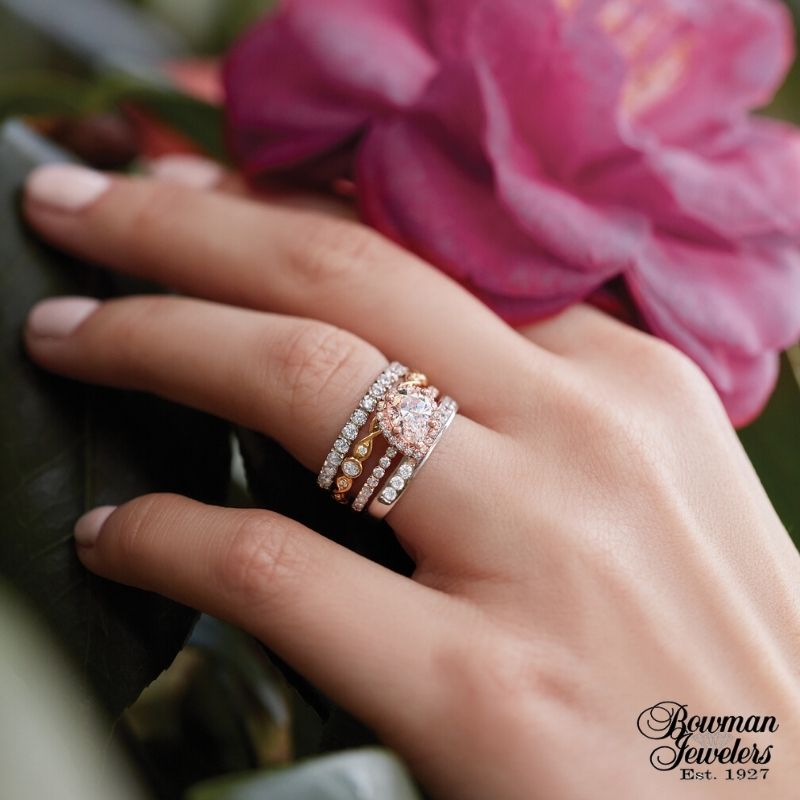 BowmanJewelers's tweet photo. A star-studded stack for the woman who likes all things sparkly and glam✨
#Stuller #EverAndEver #DiamondRings #StackableRings #BridalRings #EngagementRing #EternityBand #EternityRing #BowmanJewelers #JohnsonCity #Tennessee https://t.co/nHaK2OMY0L