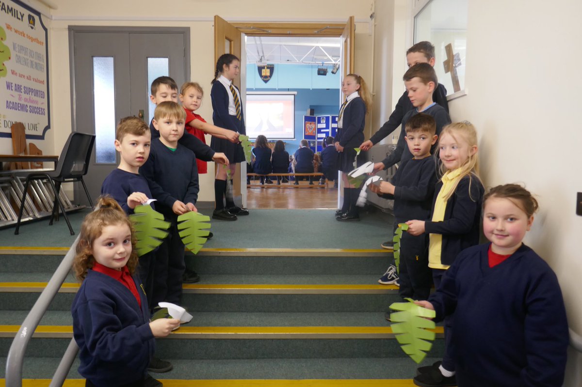 This week, we mark Holy Week to remind us about the last journey that Jesus made. Our year 1/2 children beautifully welcomed our children, staff, parents and parishioners into the hall by waving their palm leaves as we thought about Palm Sunday. #HolyWeek <a href="/PlymouthCAST/">Plymouth CAST</a> <a href="/Maslen/">Neil Maslen</a>