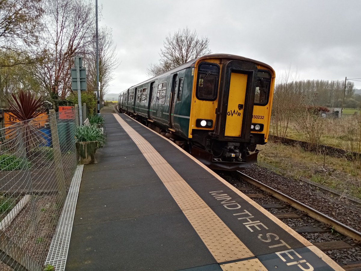 glenaallen's tweet photo. Newton St Cyres ☑️
Lovely little station with a pub with its own brewery as well! #theBeerEngine couldn't resist a swift half and a sit in the signalman seat! https://t.co/E2qhoxHIzX