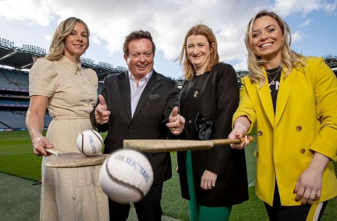 OfficialCamogie's tweet photo. 📣 RTÉ reaffirms its commitment to Camogie coverage with new multi-year deal 📣

​Minimum of nine games live on TV each year 📺
 👏
Full Information can be found here: ⬇️

https://t.co/MqTIrtHJqp https://t.co/0aziJCJf8E