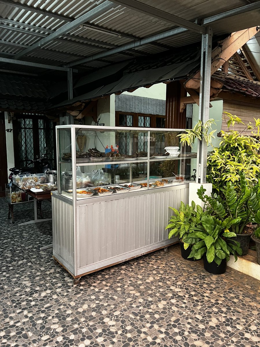 suaminya kartika tweet media