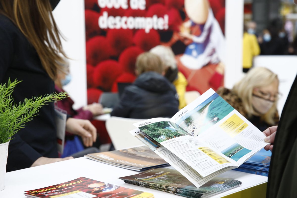 SalonBTravel's tweet photo. ¡Muchísimas gracias a todos los que habéis pasado estos días por B-Travel! 🛫
¿Quieres saber cómo ha sido esta edición?
🗺️ 100 expositores
💼 500 empresas del sector
🏙️ Todas las comunidades autónomas españolas
🌍 30 destinos internacionales
🥘 24.000 degustaciones en B-Delicious https://t.co/2p2dWBDlpK