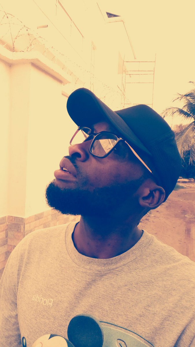 kingADvibes's tweet photo. Anytime any mortal looks down on you just look up to God. God is the final decision maker! 😊🙇♂️☺️
#trenches #MessageOfResurrection #wizkidgrammy 💎 https://t.co/XePlOxdh81