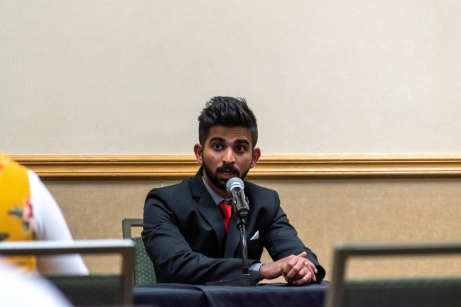 CSUCollegian's tweet photo. NEWS: All three speaker of the senate candidates received a vote of confidence after a revote from the senate. 

@PiperRussell10 #CSUCollegian #CollegianNews #ASCSU #ColoradoStateUniversity 

https://t.co/wu6i2uAbG4 https://t.co/3T37XbOFUc