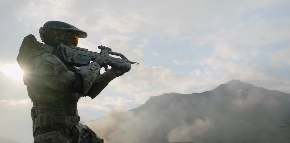 ARRIRental's tweet photo. Now streaming, Paramount’s #Halo; captured on the #ALEXALF and #MiniLF. Stay tuned for an upcoming interview with Karl Walter Lindenlaub ASC on how the video game series was shot. https://t.co/05cR5NwU8U