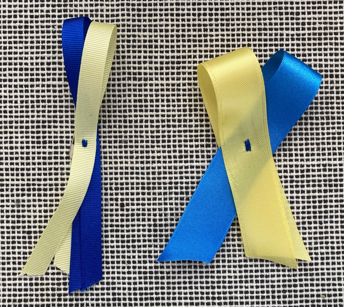 #Budleigh #Lions #Bingo is on Wed 6th April, doors open at 6pm, eyes down 7.30pm, refreshments and raffle, we will be selling ribbons for the #Ukrainian #Refugees Appeal 🇺🇦  Thank you! 💙💛 <a href="/sentfromdevon/">#sentfromdevon</a> <a href="/EastDevonNews/">East Devon News.co.uk</a> <a href="/TeaTittleTattle/">Tea & Tittle Tattle</a> @Seachangedevon