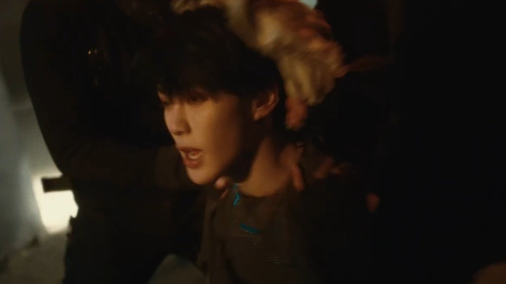 baekminland's tweet photo. amin was hunted?
EPEX 학원歌 MV TEASER 1
#EPEX_COMEBACK_D6
#21st_Century_Boys #EPEX #이펙스
@the_EPEX @by_EPEX https://t.co/An42MeoW7s