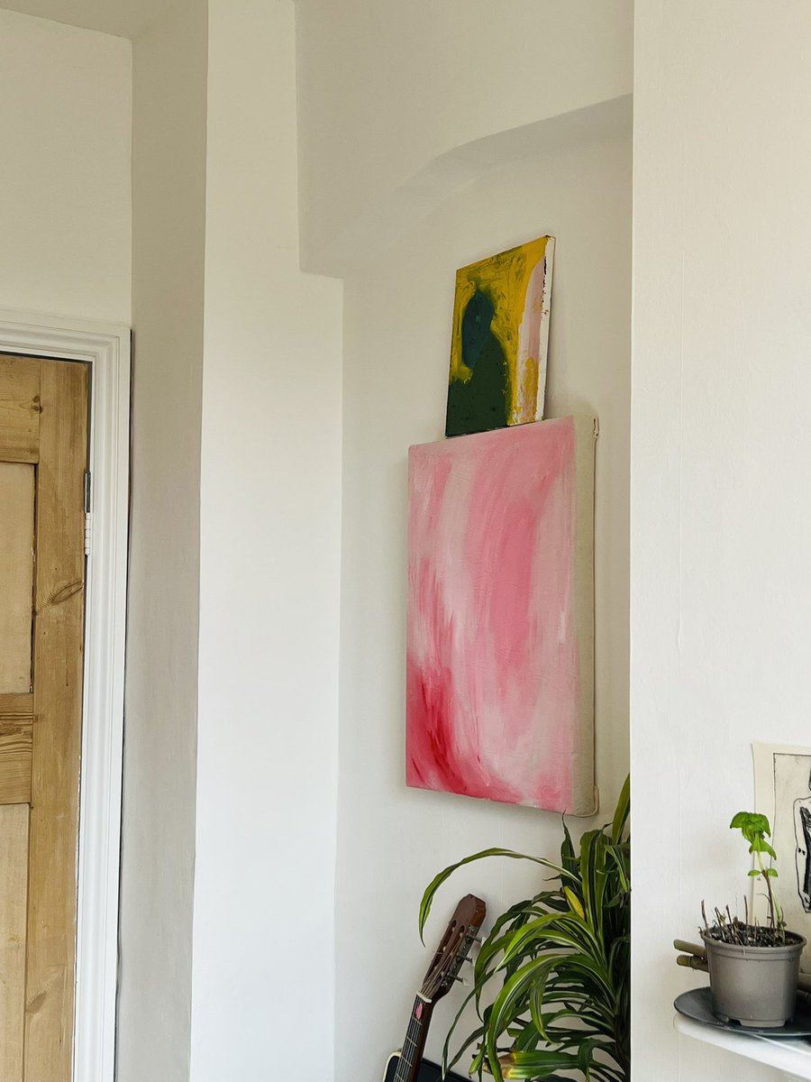 blckflygraphics's tweet photo. My first canvas stretched and primed in 10 months. Frame made from a shed window. 
#art #painting #ArtistOnTwitter #artwork #artist #drawing #contemporaryart #contemporaryartist https://t.co/LNfnazSalQ
