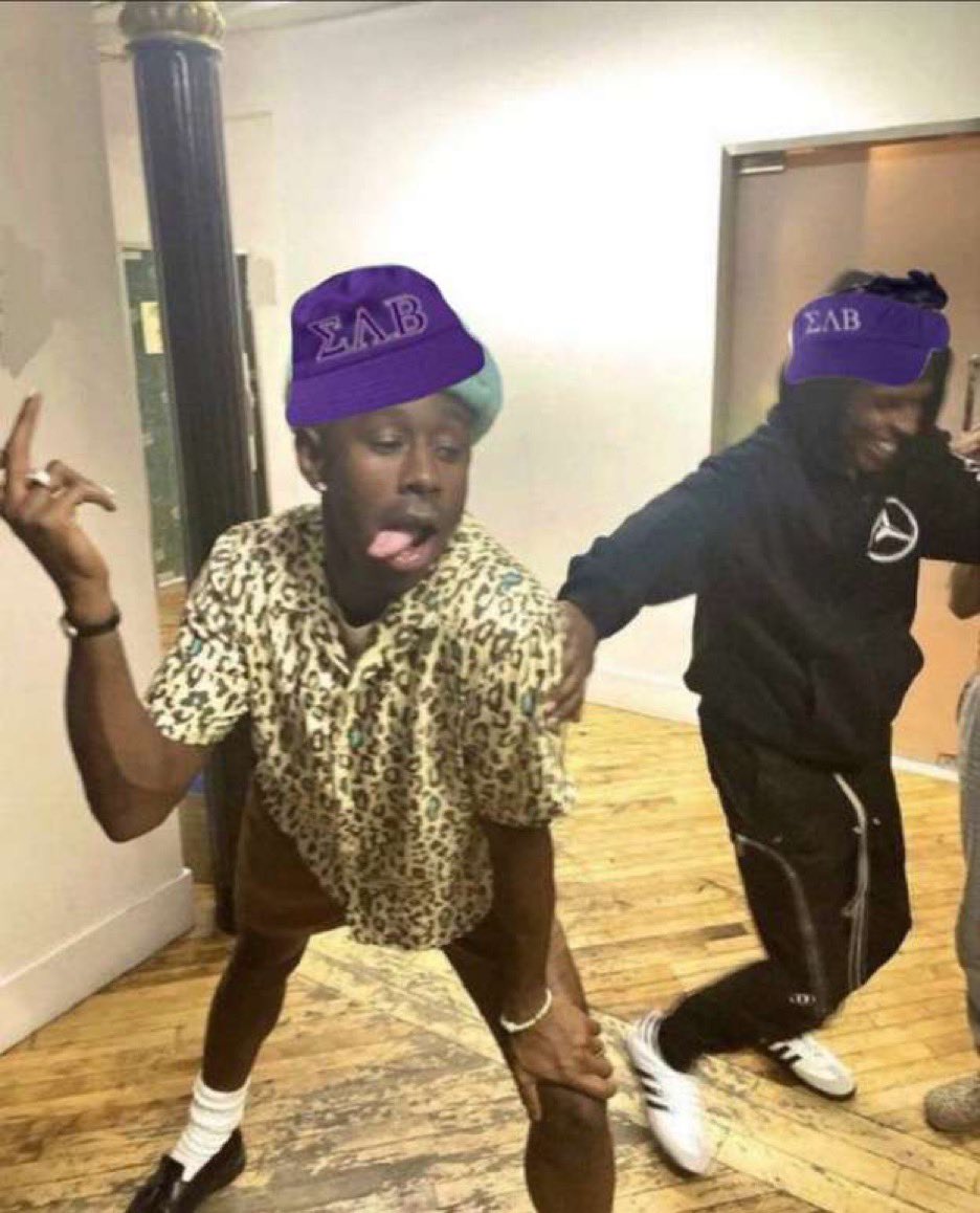 king_jackson43's tweet photo. No one:

Gay Betas today: 

#slb36 https://t.co/4YXXLJRCvX