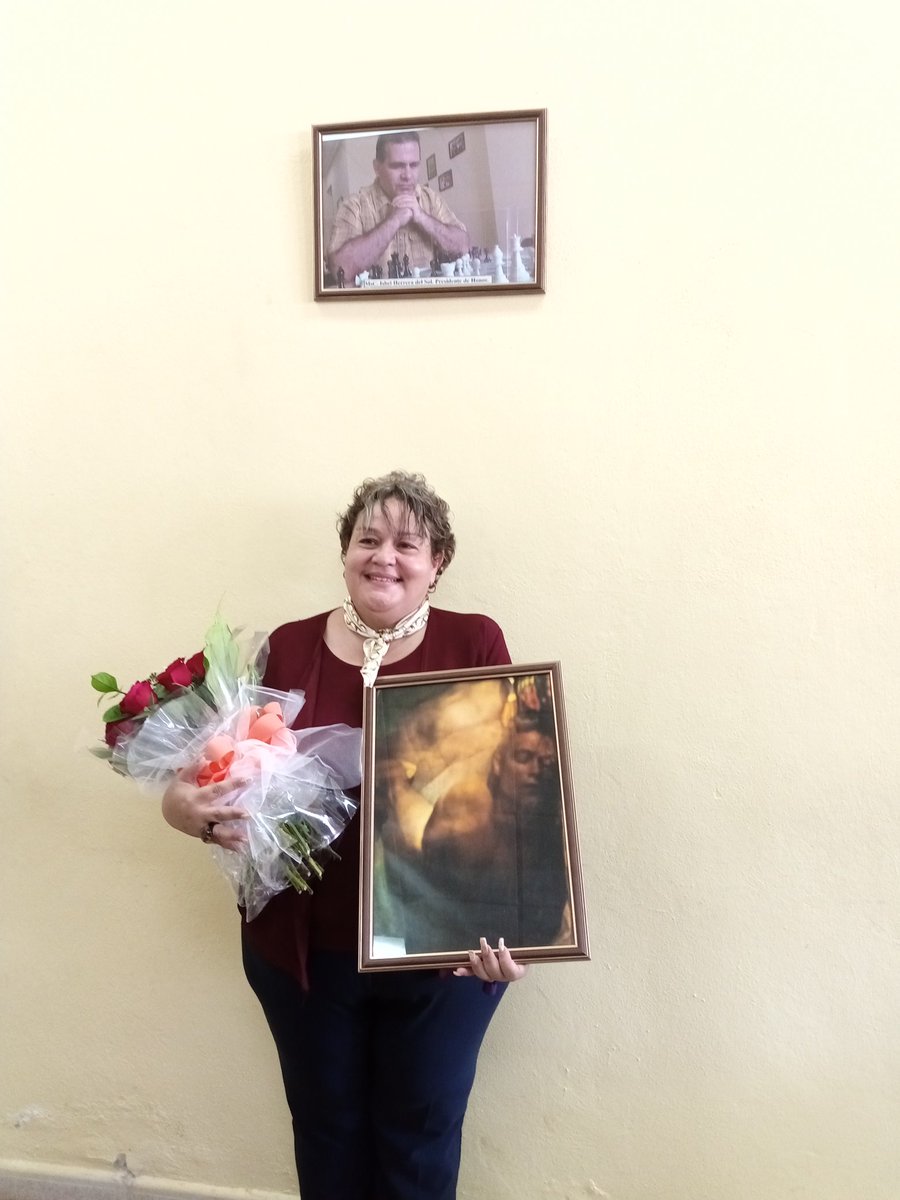 Merecido recuerdo a Isbel Herrera del Sol, Presidente de Honor de la Cátedra Honorífica de Ajedrez Remberto A. Fernández González en <a href="/universidad_uci/">Universidad de las Ciencias Informáticas</a> con <a href="/raydelmp/">Raydel Montesino Perurena</a> Muchos retos para la nueva dirección.