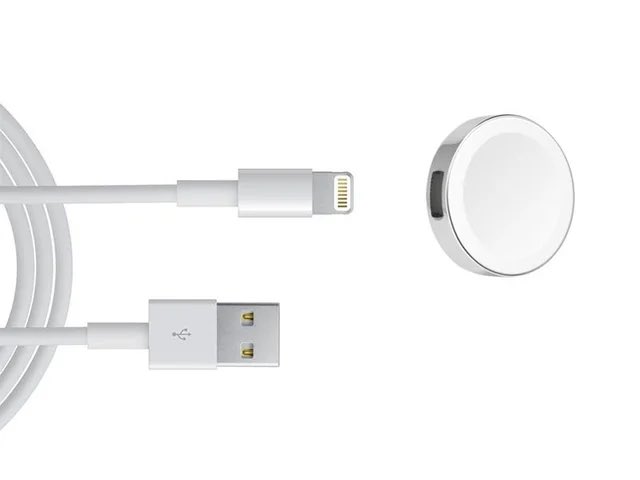 Christoffermp's tweet photo. @MKBHD I would just love for this to be a reality. A charge puck with lightning. https://t.co/Kfr8vchl10