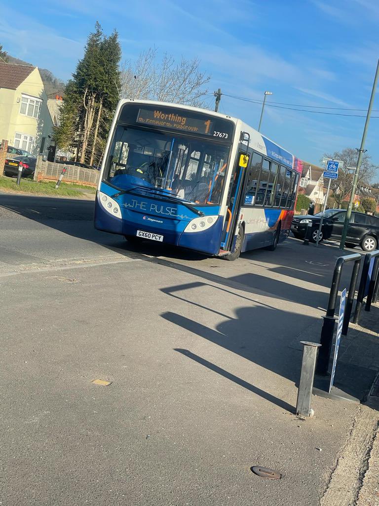 ancamotorgroup's tweet photo. @StagecoachSE Any chance you can ask your driver not to pull up on a cycle lane and double yellow lines so they can pop to the bakers on a Saturday morning?  People can’t see on coming traffic! Out bakers Findon Road/Worthing Suzuki. #dangerous https://t.co/Q8OHXl2uoo
