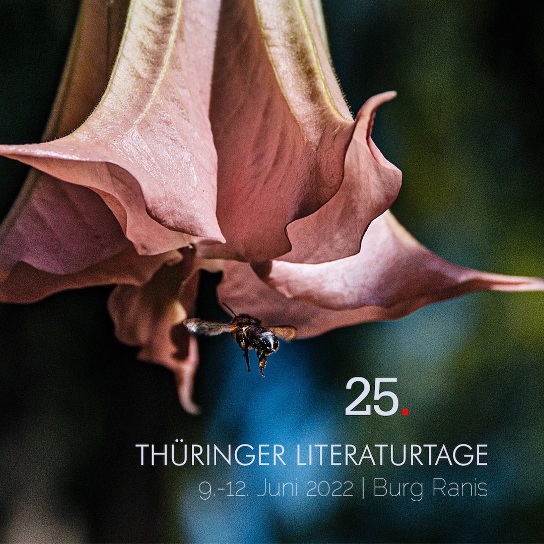 25 Jahre THÜRINGER LITERATURTAGE 🎉

9. bis 12. Juni 2022
Burg Ranis

#savethedate #literaturfestival
Programminfo demnächst hier: lesezeichen-ev.de