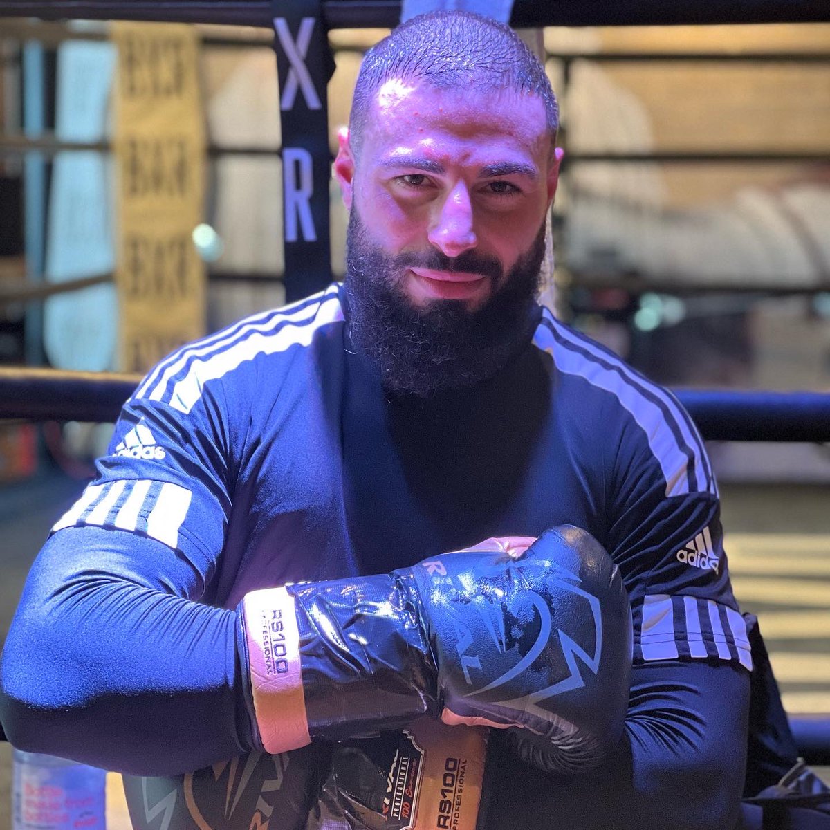 Introducing the newest member of the BOXINGBOS team, Nightmare <a href="/NickParpa/">Nick “Nightmare” Parpa 🇬🇧🇨🇾</a> 🇬🇷🇨🇾🇬🇧
Nick is the former Southern area Cruiserweight Champion, boasts a record of 9-1 with 5 Ko’s,is managed by Disturbing London &amp; is the newest member of coach <a href="/GaryLogan68/">Gary Logan</a> stable at <a href="/BxrLondon/">BXR London</a> gym.