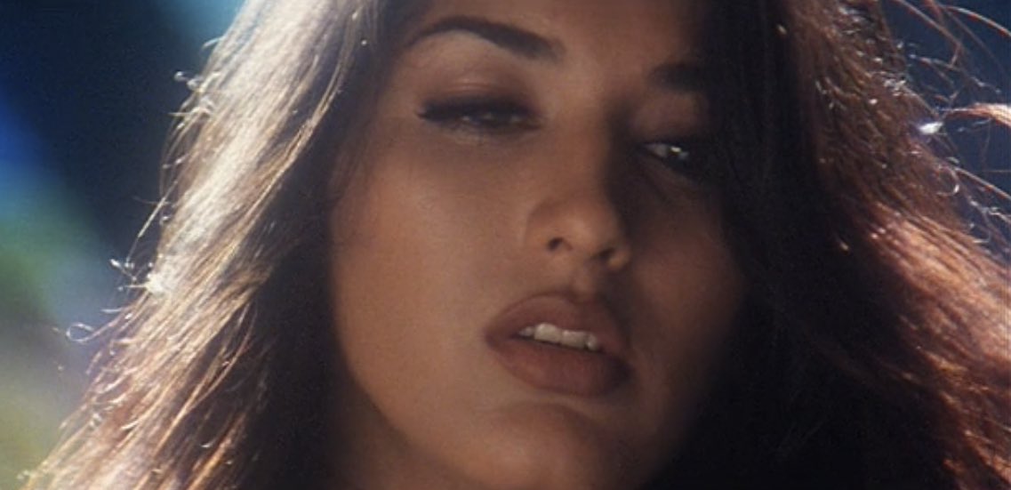 madhubeIIa's tweet photo. the 90s bollywood semi-grunge aesthetic with the kajal, nude lip, thick hair and dark color palettes is unmatched. https://t.co/2Fc6ky5dLG