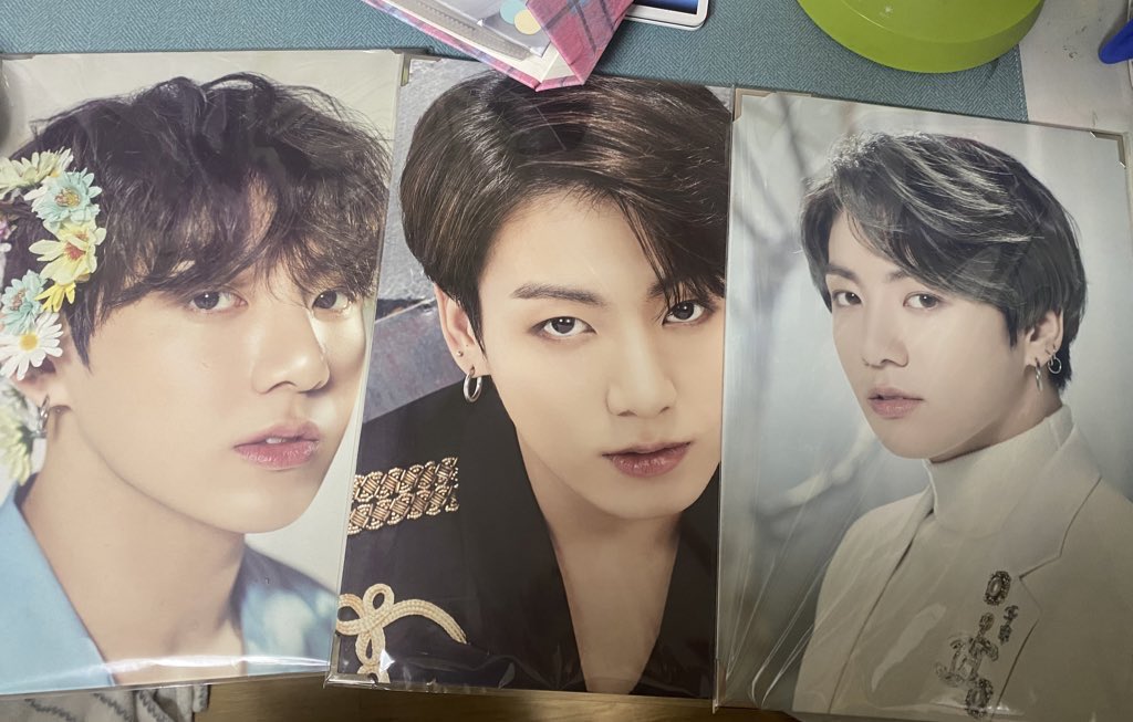 rabitkookie's tweet photo. Jungkook 정국 프포 프리미엄포토

일괄 구매시 7.0
럽셀 5.0
나머지 각 1.0
환불❌

모두 미개봉
Shipping fee 0.4
DM pleas :)

I sell BTS goods 
#방탄포카 #bts    #kpop  #photocard #poca #방탄양도 #위버스샵 #프포 #럽셀콘 #럽셀  jimin suga jungkook yoongi https://t.co/ZWEHR0LYg9