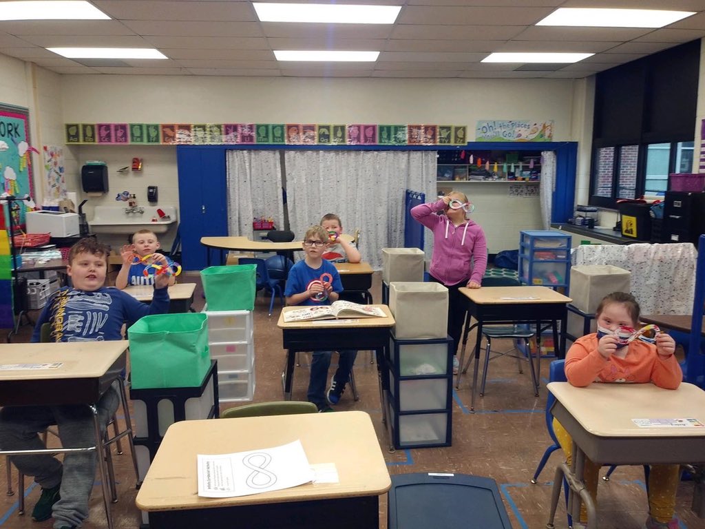 mrspienta's tweet photo. Advocating for ourselves, our friends and anyone else by spreading autism awareness and acceptance @BCSDKidder #brunswickpride #AutismAcceptance #differentnotless #FUNctionallearning ♾🔴🟠🟡🟢🔵🟣 https://t.co/Wx1oJ6bGsW