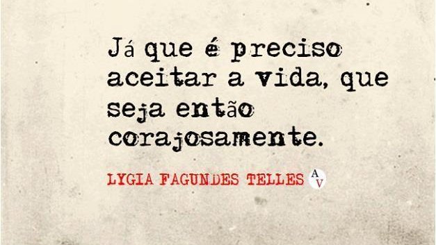 Morreu ontem aos 98 anos Lygia Fagundes Telles (1923-2022), escritora que ficou conhecida como "a dama da literatura brasileira". 
Triste notícia para o mundo literário. 
#lygiafagundestelles 🖤🖤