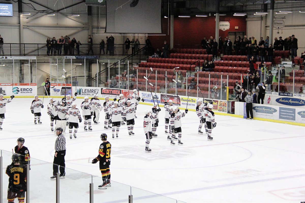 OilCapsHockey's tweet photo. On Saturday, April 2nd the Virden Oil Capitals played game 4 in round 1 against the Waywayseecappo Wolverines!
Read more below
https://t.co/EKyFEuvAbQ

@mjhlhockey | @VirdenTown https://t.co/Sc9dSvKoGN