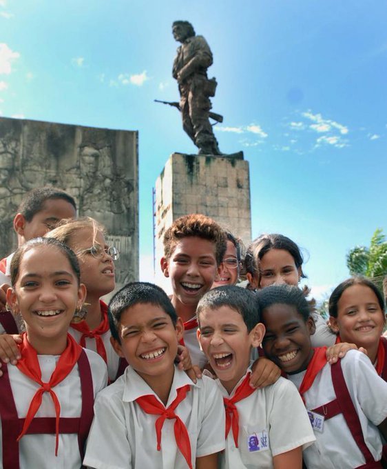 Pedro_ART20's tweet photo. Seremos como el CHE, se está haciendo realidad, #VamosConTodo #SegurosEnCuba #SomosContinuidad #SomosCuba https://t.co/LnHM3k6oYz