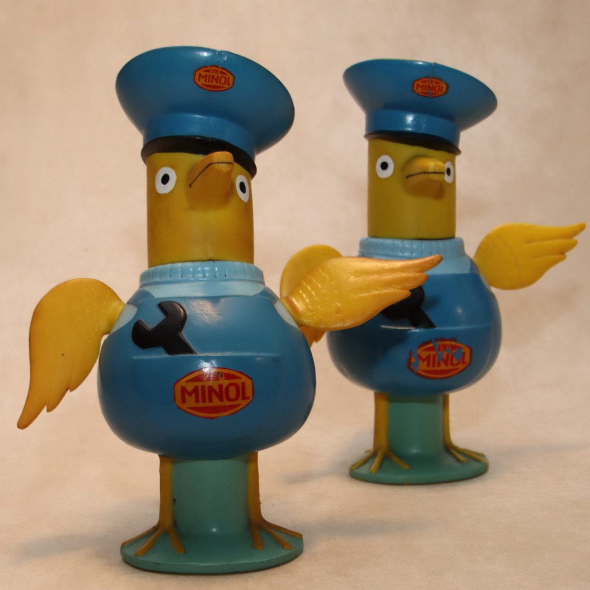 DDR_Reklame's tweet photo. Ab jetzt gibt es jeden Montag eine #Werbefigur der #DDR, die uns von der DDR-Werbefiguren-Welt zur Verfügung gestellt werden. Dafür ein großes #DANKE!
Und wir beginnen, womit wohl? Natürlich mit dem #Minol #Pirol!
#GDR #Eastgermany #Ostalgie https://t.co/f6OIlPNqYT