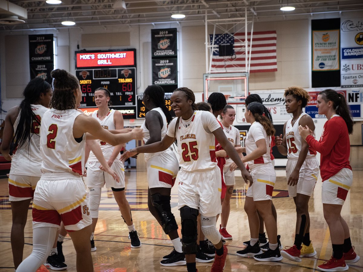FlaglerSports's tweet photo. 𝑮𝒂𝒎𝒆 𝒐𝒇 𝒕𝒉𝒆 𝒀𝒆𝒂𝒓‼️

Nominees⬇️

🔒@flaglerwsoc upends #7 CSU 4-1 in NCAA second round
🔒@FlaglerMBB defeats #15 Embry-Riddle at buzzer
🔒@Flagler_WBB rallies 24 down to beat Anderson
🔒@FlaglerSoftball uses walk-off HR to outlast Lander in 13th

#SaintsChoiceAwards https://t.co/fsjezmptsD