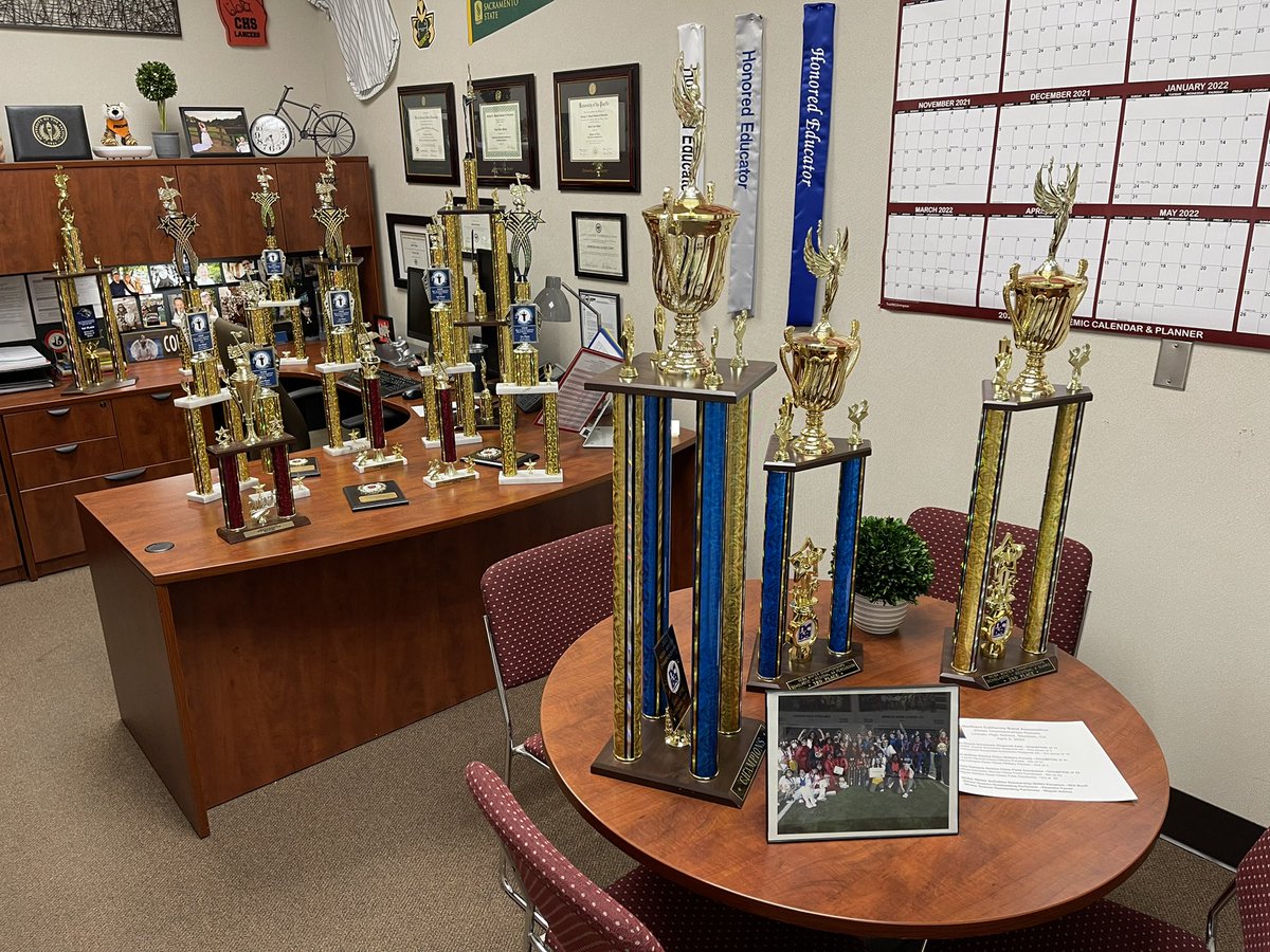 hydenjd's tweet photo. Our amazing CHS Band under the impressive one-and-only Kevin Sims!
#chschampions https://t.co/ZaVxbHF2Hj