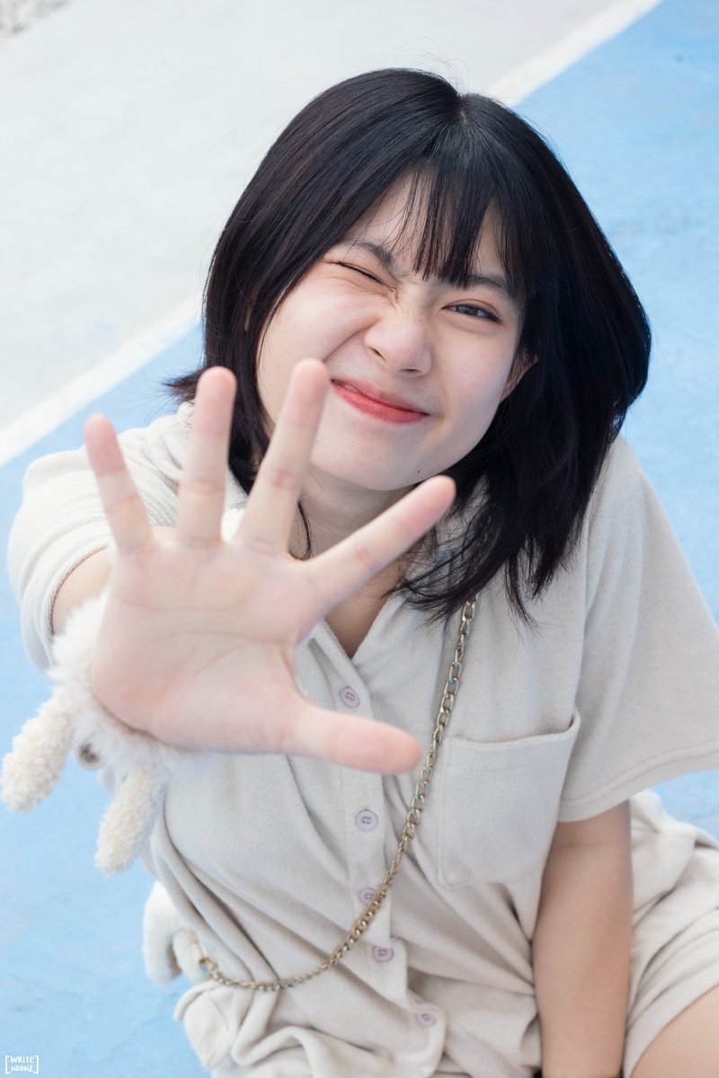 Writenoonz's tweet photo. นิ่งๆก็หล่อเท่ ยิ้มทีก็กวนๆ น่าย้ากก~🥺
-----
FB : https://t.co/Faxj7pmDuH
IG : mip_yolp
twitter : @Ploypim127
#Ploypim #photobywritenoonz https://t.co/bzUCZRpQso