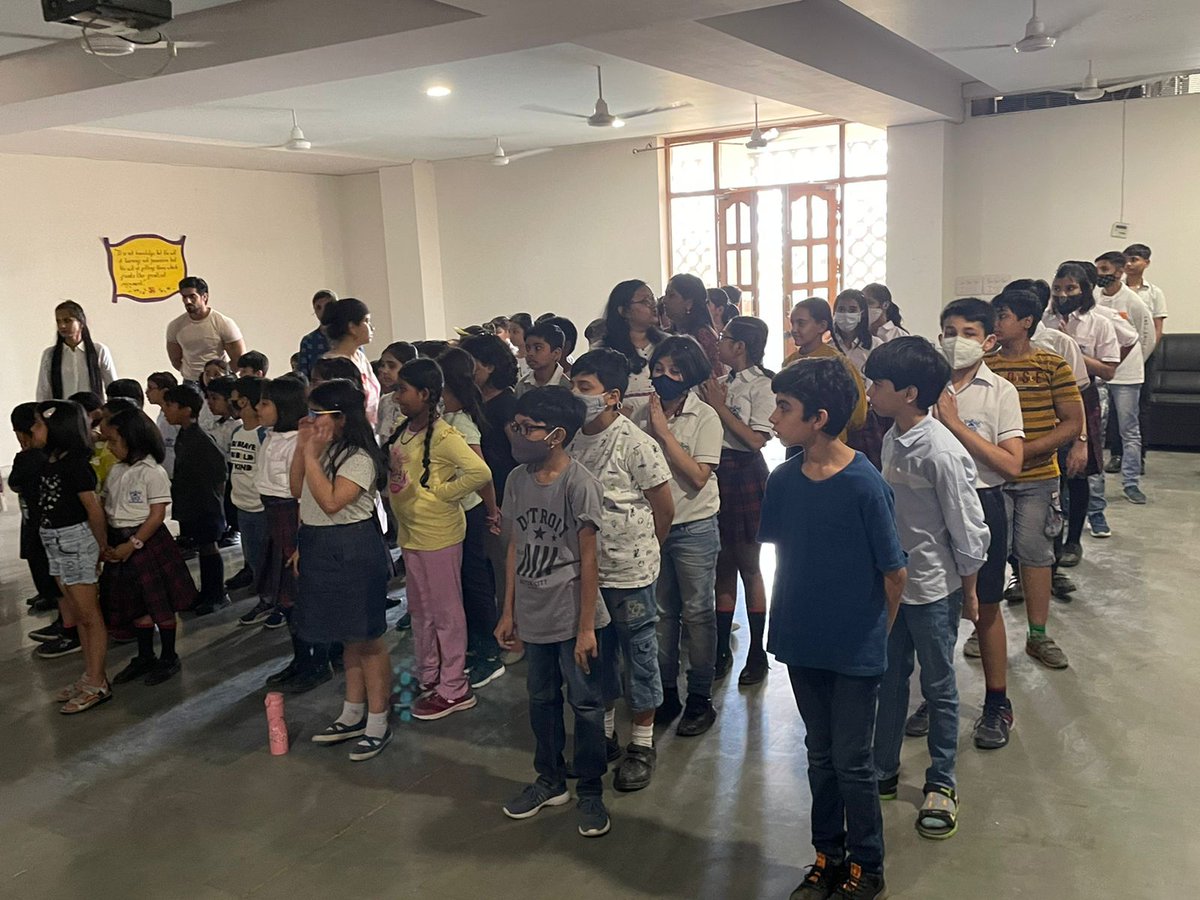 Anushka52054314's tweet photo. Hallways of #Dlfworldschool are buzzing with the echoes of laughter of Delfites as we welcome them #backtoschool making a connections with thier learning environment through innumerous ice breakers @dp_2211 #connectionnotcontent @Upasnakiumang @SDG4QEducation @GEdCommunity https://t.co/VBN7kAeQ4J