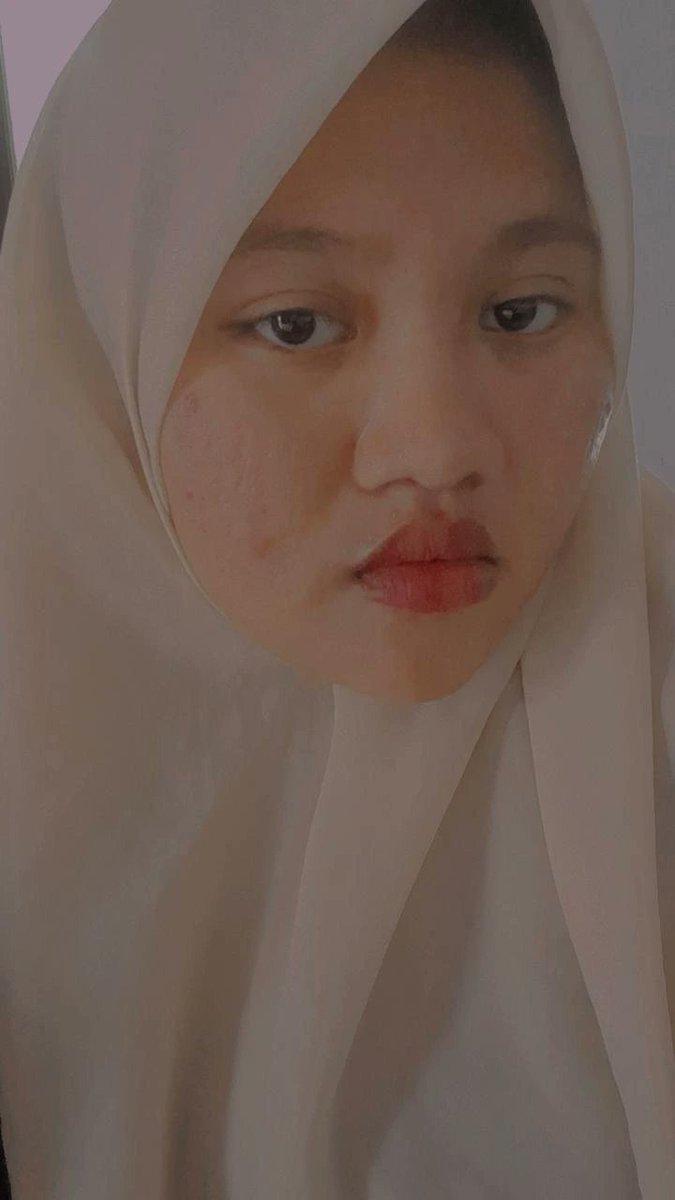FaridaCah1's tweet photo. Uri sunshine,lama gk ikut #ARSD karena gw di pondok huhuhu miss you #JHOPE
#ARSDSelcaDay #ARMYSelcaDay https://t.co/OWgrfJMe1x