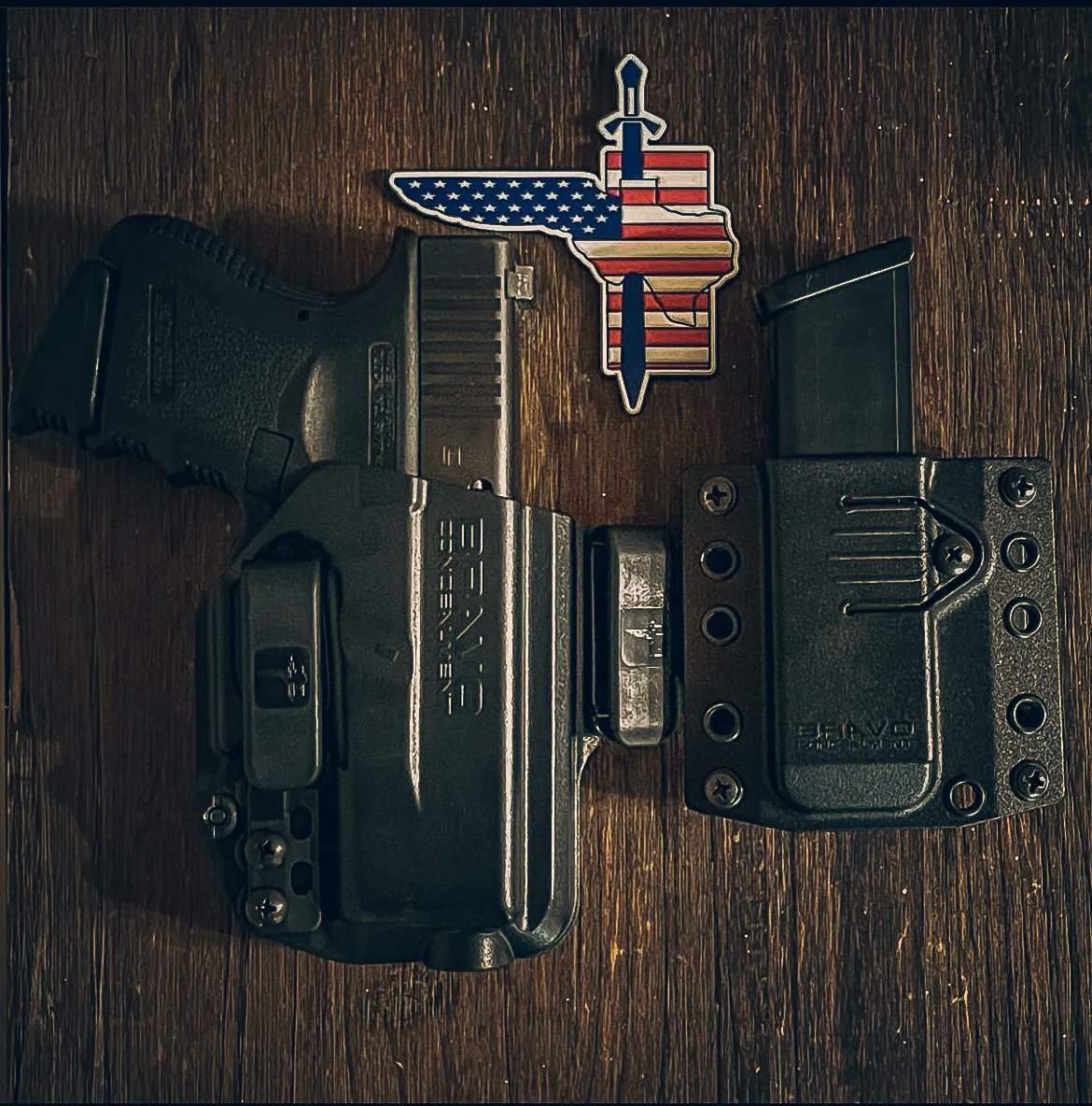 BravoHolsters's tweet photo. My go to! Glock 26 with a spare 17 round mag. What’s your favorite CCW?⬇️
.
.
Repost: @gtdefensellc
#GTDefense #BravoConcealment #Glock26 #GlockPerfection #GlockInc #ResponsibleArmedCitizen #IWB #LouisianaConcealedCarry #CCW #CarryEveryday #ConcealedCarryTraining #Situational https://t.co/V6mv6OAHOi
