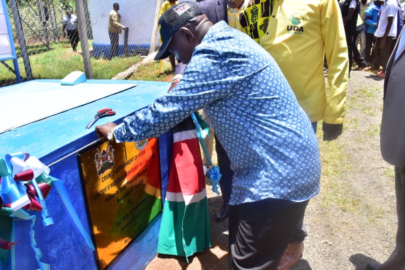 GovernorKahiga's tweet photo. Together with Hon. Eric Wamumbi, we commissioned Ndima-ini Solar Powered Borehole in Konyu ward, Mathira East.

The borehole pumps 41m3 per hour which is enough to supply water to over 1,000 households for domestic use at the area. https://t.co/O6lgcThLQo