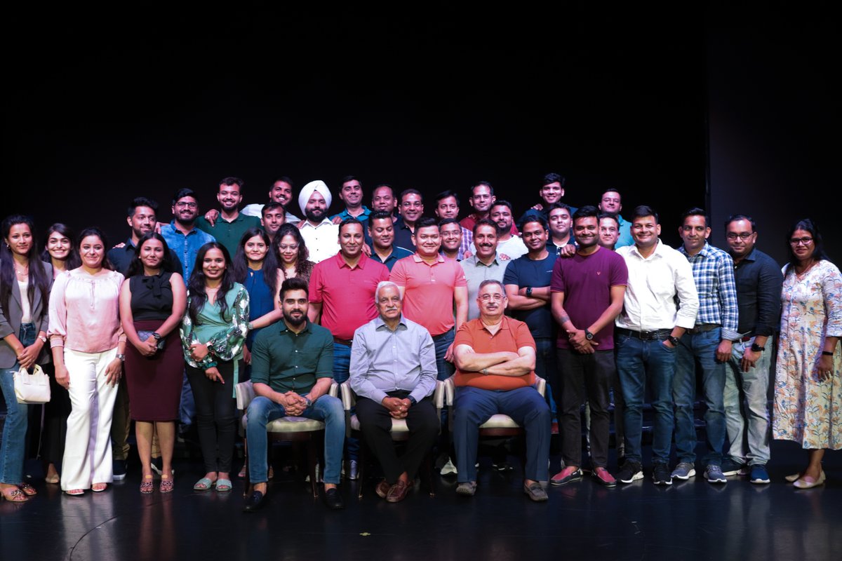 ARWealth's tweet photo. The Pune Team led by Subhendu Harichandan and Swapan Chakraborty is our pride! #anandrathiwealthculture #puneteam #greatplacetowork
Know more: https://t.co/Uu4eNfTckL
#financialplanning #wealthmanagement #mutualfunds https://t.co/YcP3bxTePH