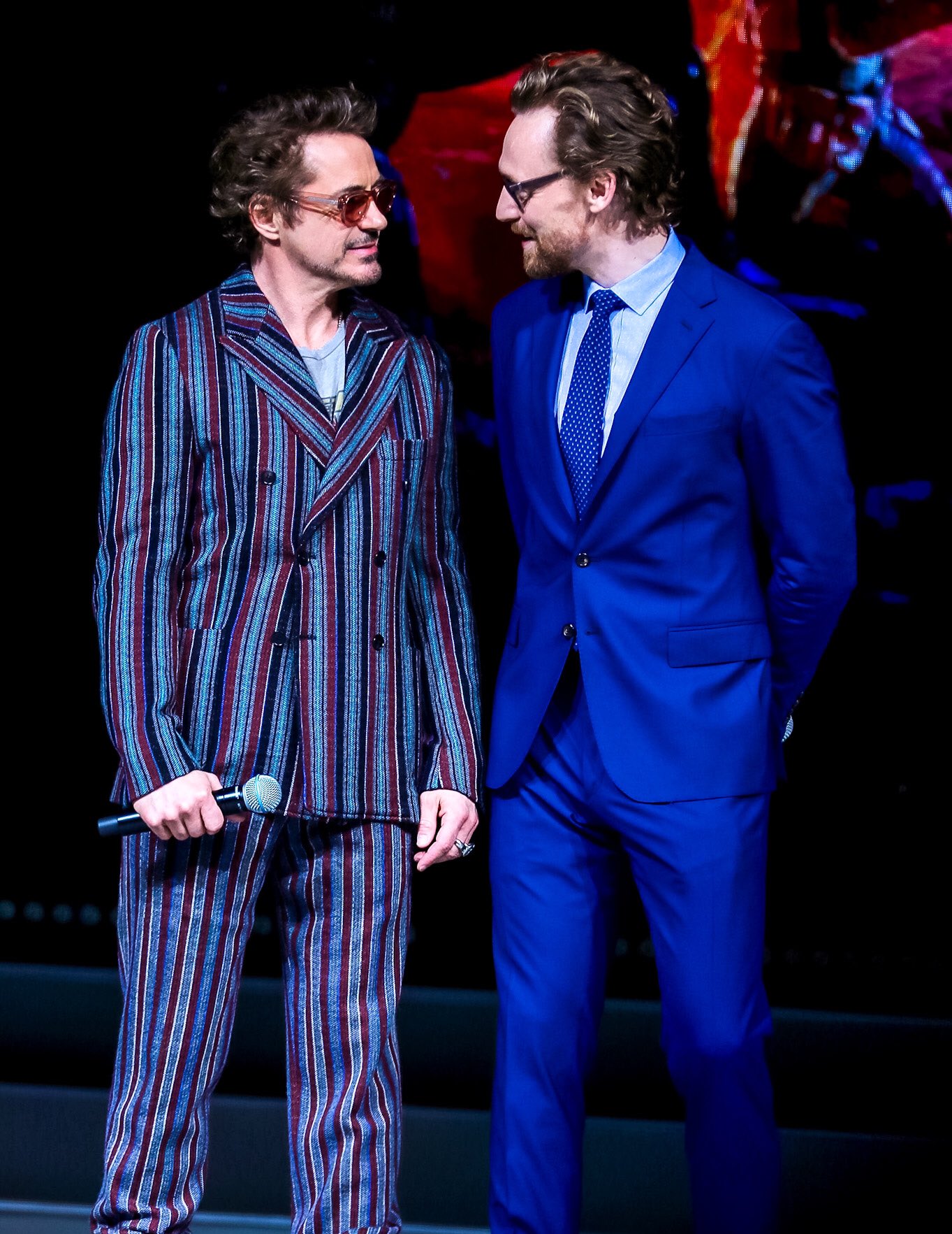 Robert Downey Jr and Tom Hiddleston happy birthday king. we love you 3000 