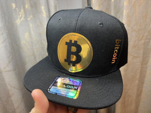CaribbeanCryp's tweet photo. Hats are only $21.77 each!  + shipping.

Your purchase also included a FREE month of VIP. 

They are done by a local artist and numbered 1-20 limited edition.

If you want one let me know here or message. 

Thank you! 

$BTC $ETH $DOGE #Crypto #Bitcoin https://t.co/REWEqdx446