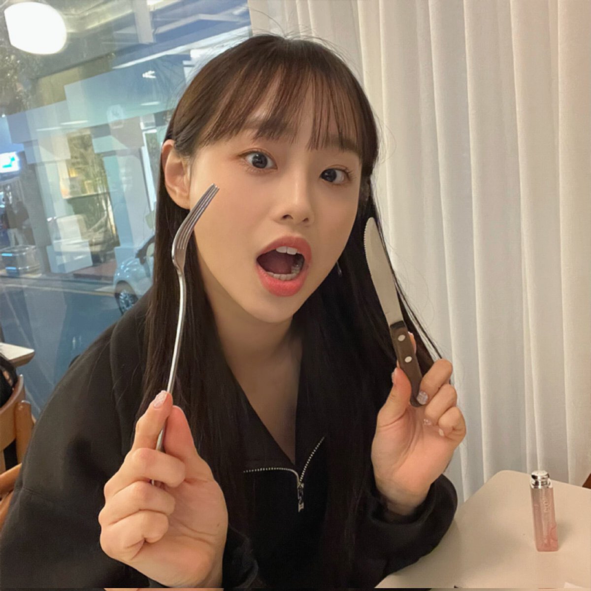 chuu. tweet media
