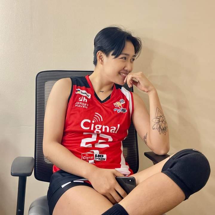 Jetwixienalang's tweet photo. ngiti niyo ang paborito ko<33
#DeannaWong
#Cayuna
#PVL2022 https://t.co/4ySZWRCsfx