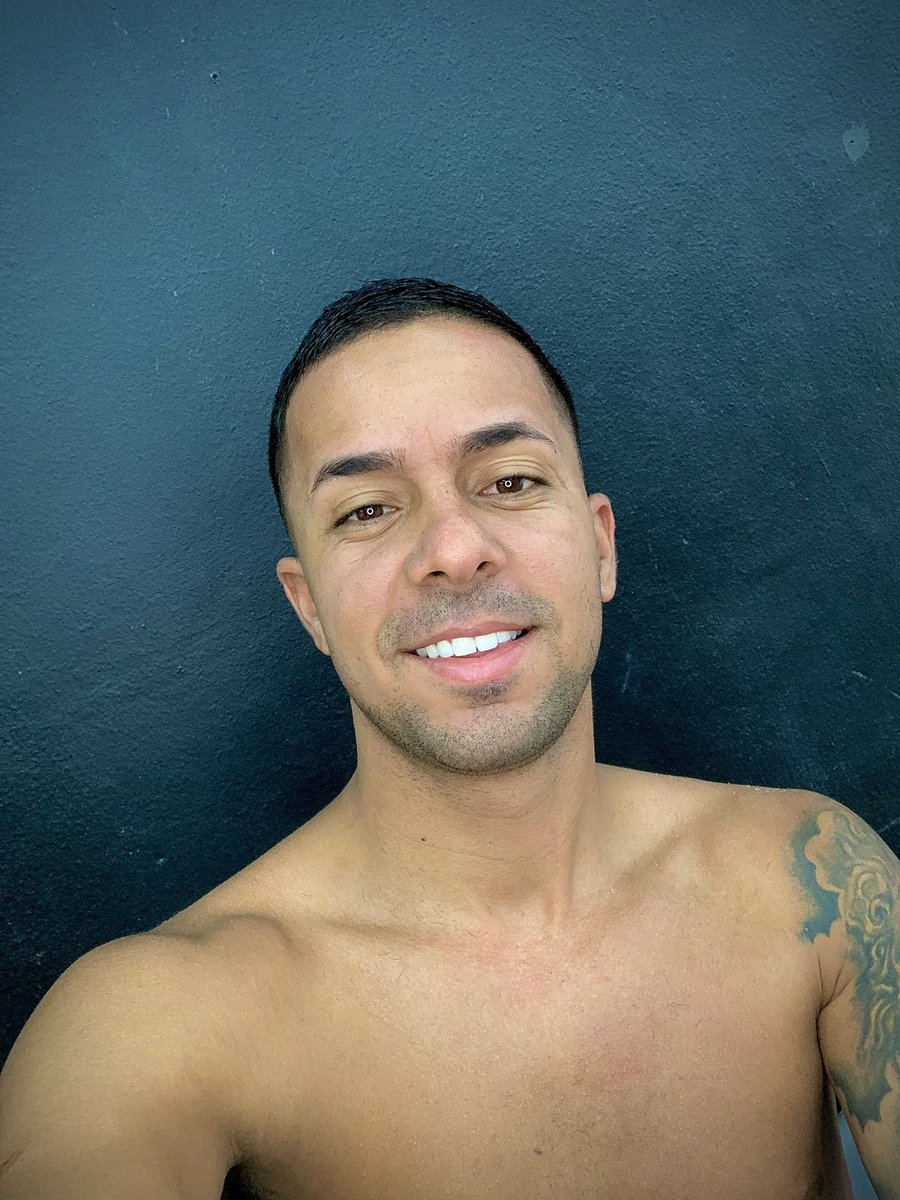 Robinho_RB's tweet photo. Na dúvida postei todas 😎🤦🏽‍♂️ https://t.co/qPaqGG6Fka